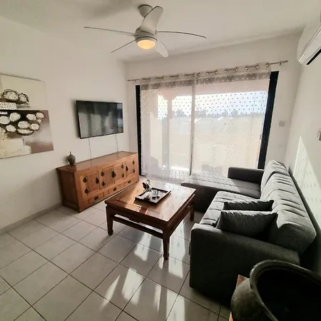 Apartment Kato Let - The Honey Pot *